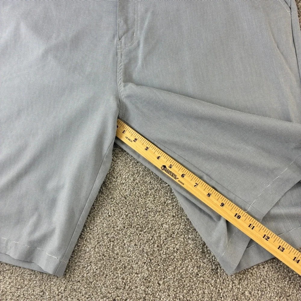TravisMathew‎ Golf Shorts Mens 42 Gray Performance Stretch Athletic Flat Front